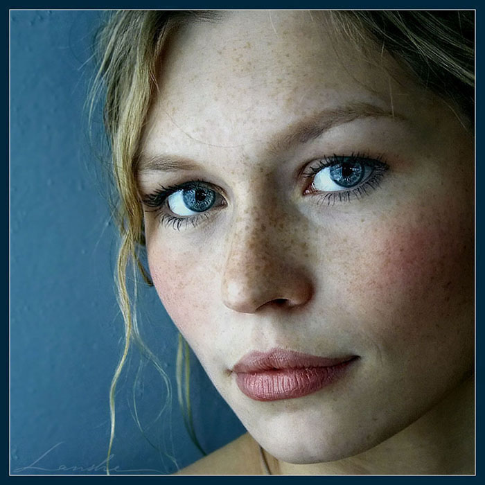 Look in Her Eyes | blonde, woman, curls, freckles