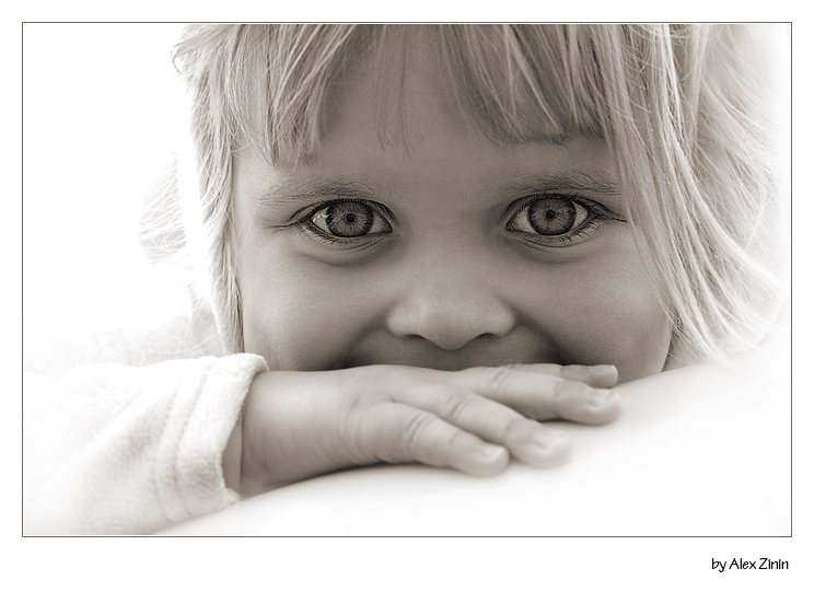 My angel | black and white, hand, child, high key