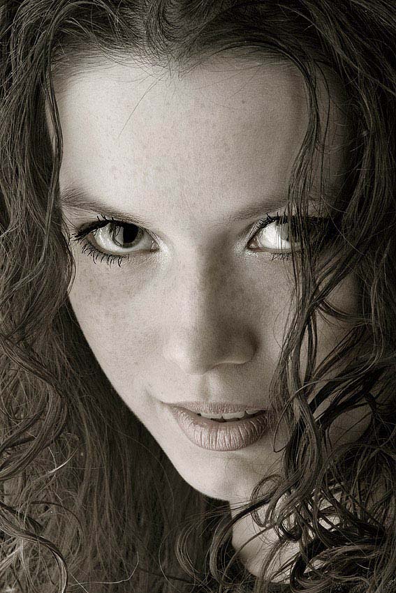 Reading thoughts | woman, curls, freckles, sepia
