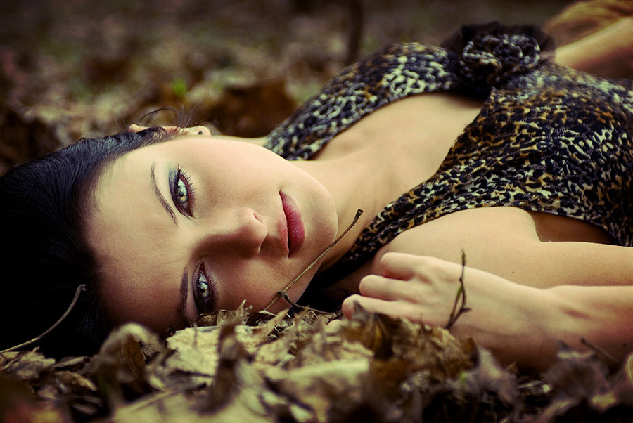 Feral | woman, brunette, nature