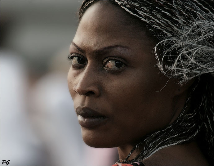 The stare of a stranger | nature, woman, braids