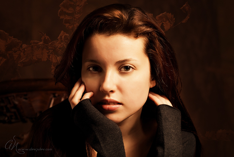 Mahogany | hand, woman