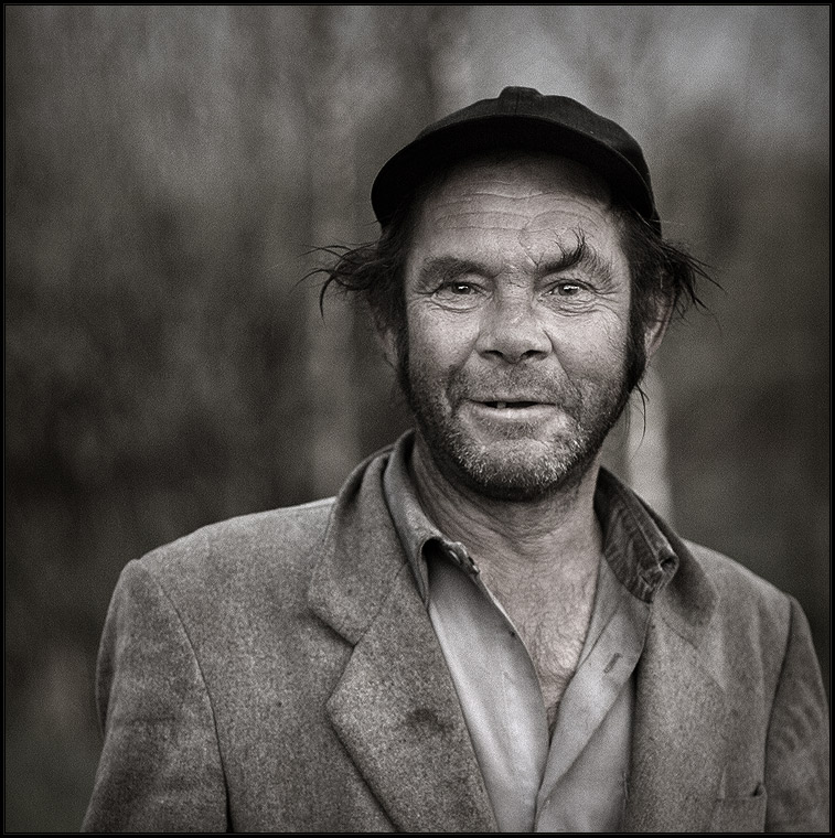 Village | nature, desaturation, male, hat