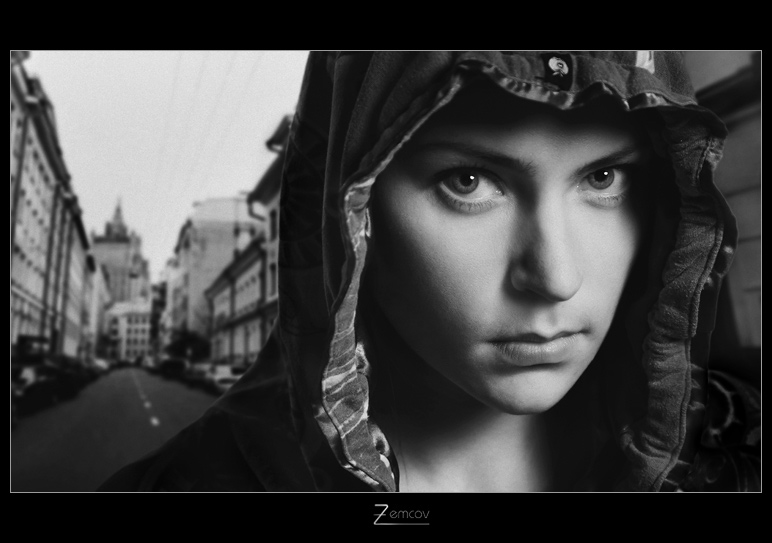 City portrait | black and white, woman, nature, hood