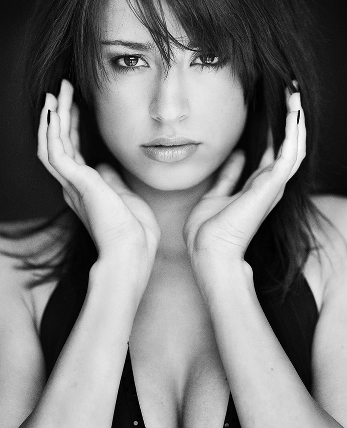 Marta | woman, black and white, hand