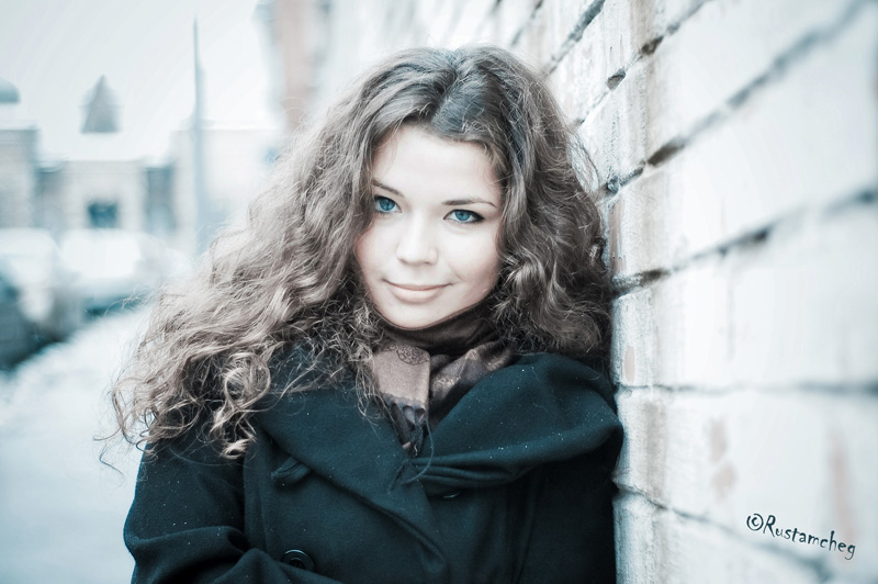 Winter | woman, curls, snow