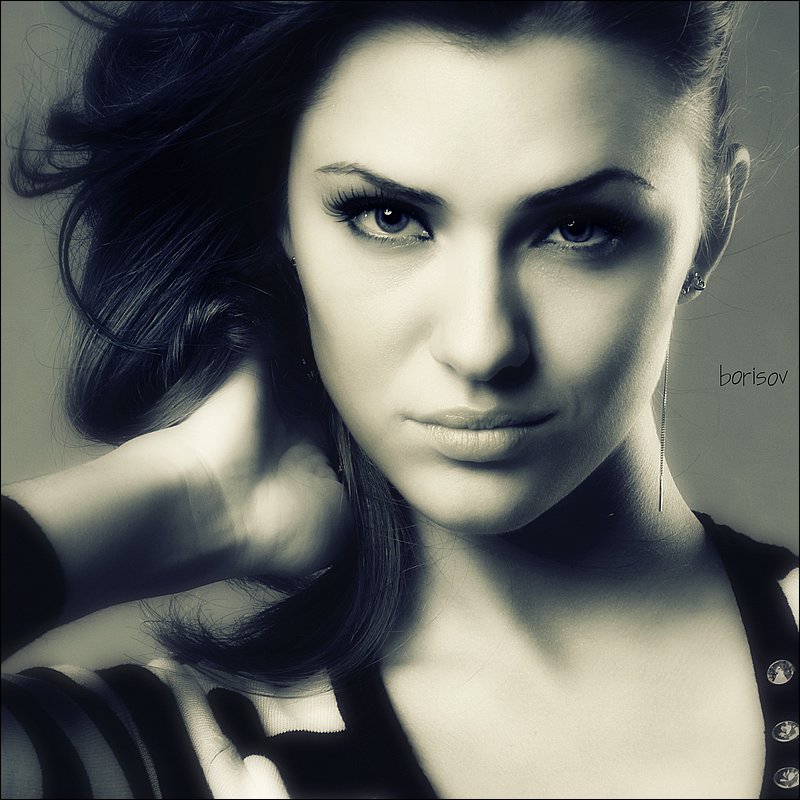 Black and white | woman, hand, brunette, black and white