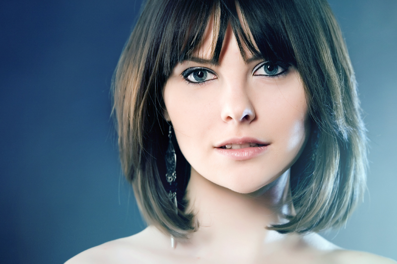 Girl with ear-ring | ear-ring, neck, fringe, light, brunette