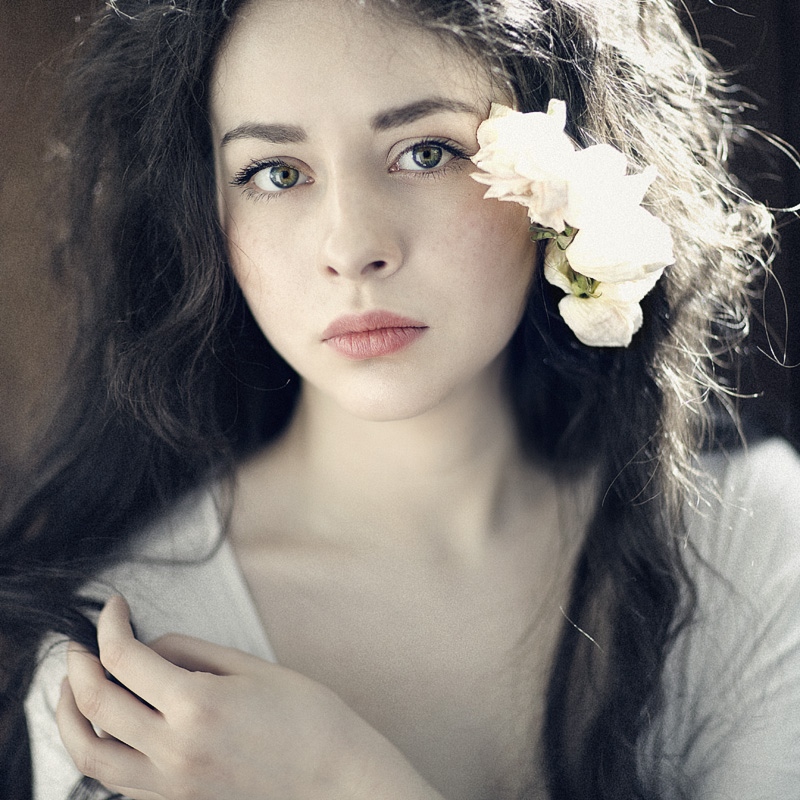 Darion's portrait | brunette, nature, flower