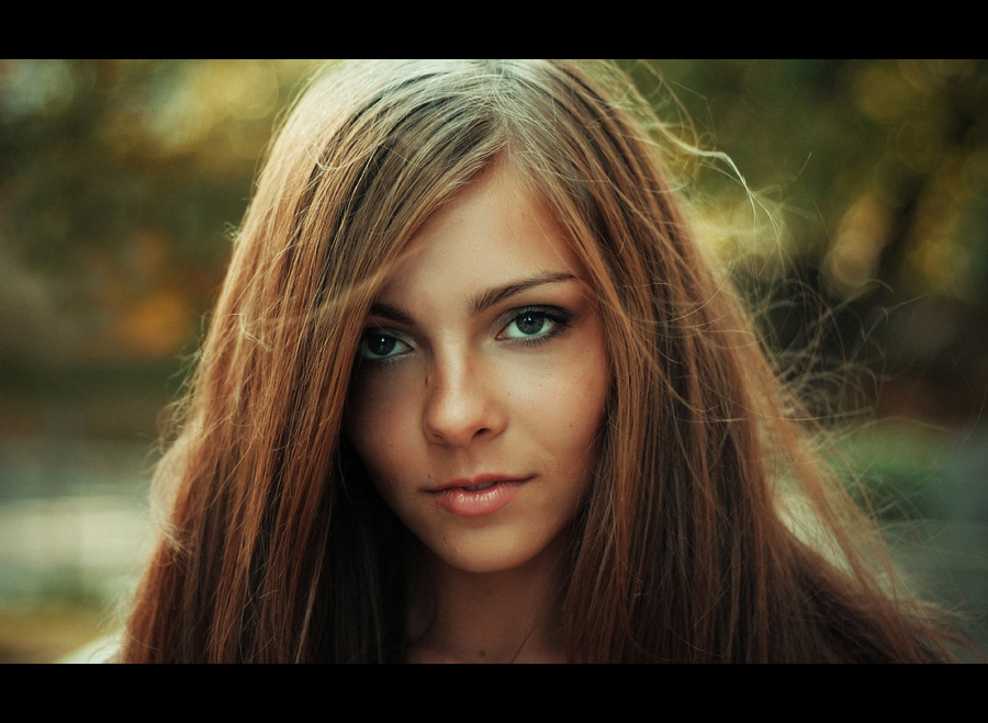 Maya | long hair, close-up, nature