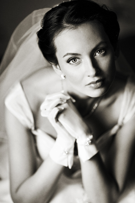 Bride | gloves, black and white, bride