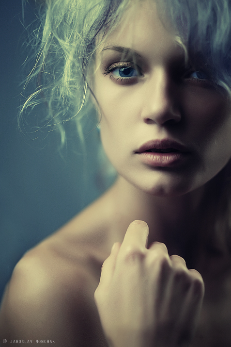 Cold | blonde, close-up, rendering