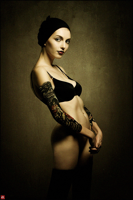 Olive | lingerie, low key, tattoo