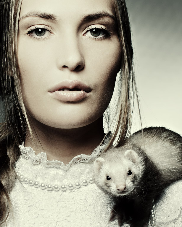 Dame with a stoat | desaturation, animal