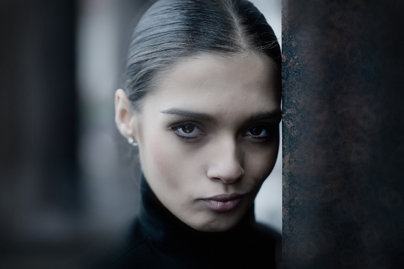 Feel lonely... | blur, brunette, woman, close-up, stare