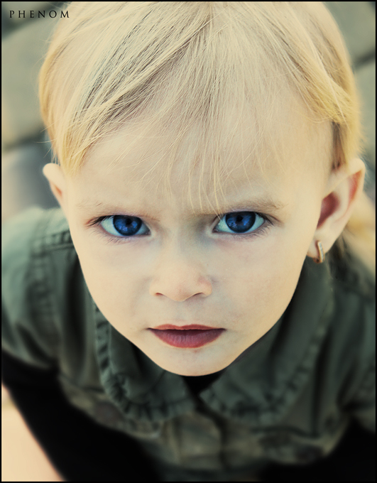 Little but serious | blonde, blue eyes, child, earring