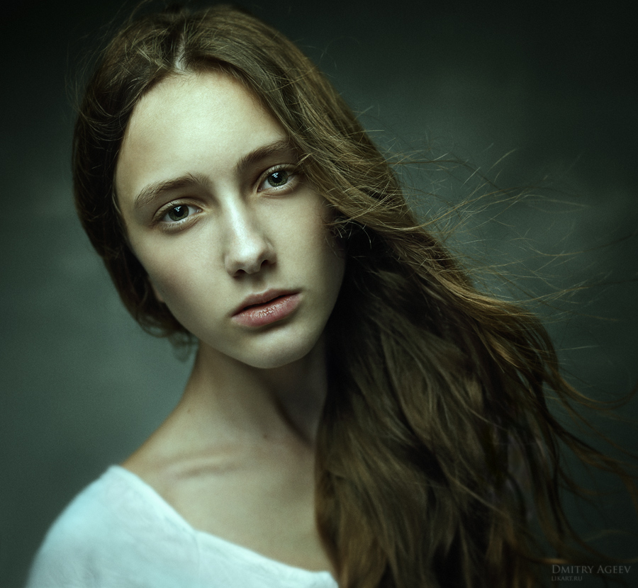 Expressive image | stare, long hair, woman