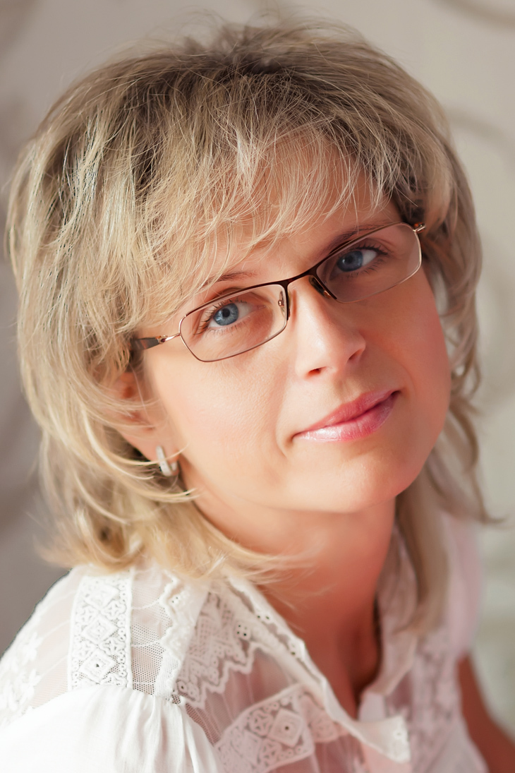 Woman in glasses | woman in glasses, teacher, white shirt, portrait photograph