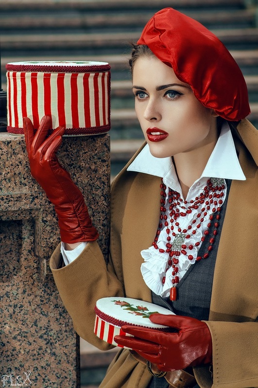 Red hat, lipstick and glowes | perfect skin, red gloves, stairs, beautiful girl