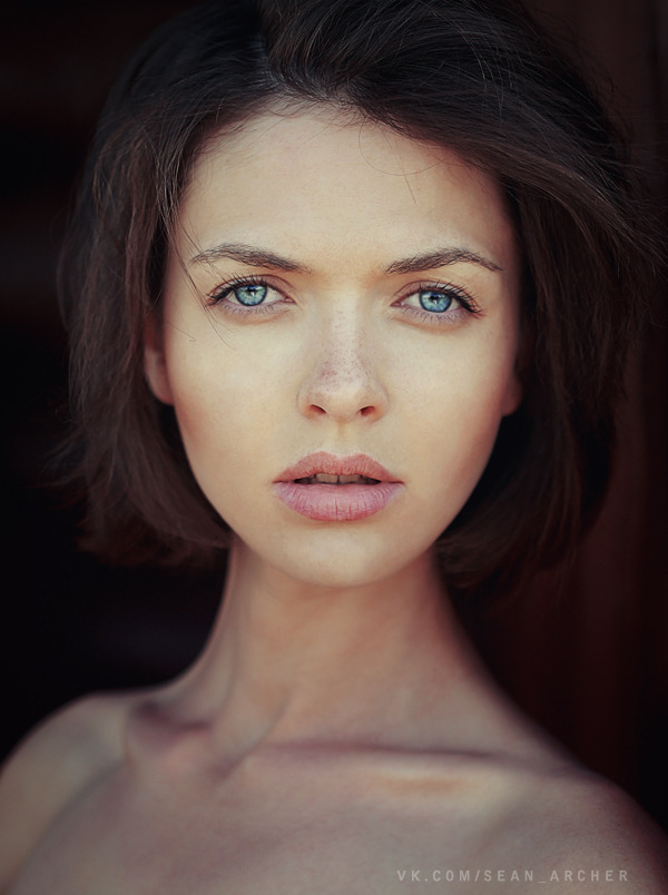 Blue eyes | girl, blue eyes, white skin