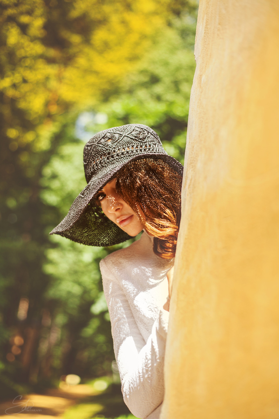 Hide-and-seek in the forest | girl, hide-and-seek, hat, tree