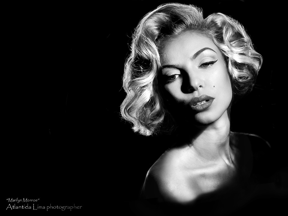 Marilyn style | Marilyn Monroe, black & white, blond girl