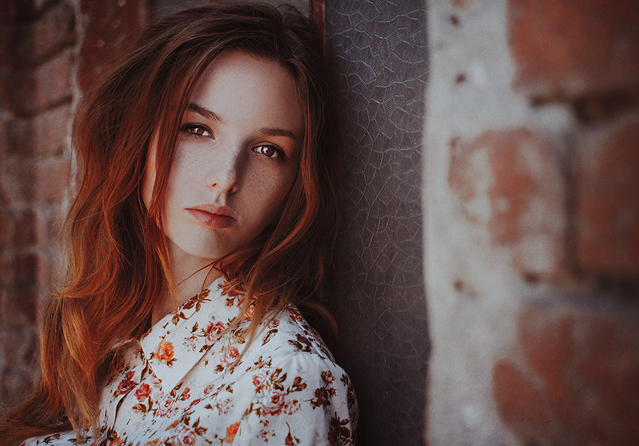 Girl standing against the wall | redhead, girl, brickwall, nature
