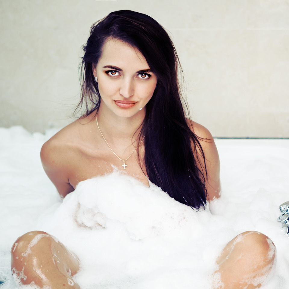 Beautiful girl in the bubble bath | portrait, model, girl, brunette, long hair, bubble bath, gold chain, baptismal cross, bath, beautiful