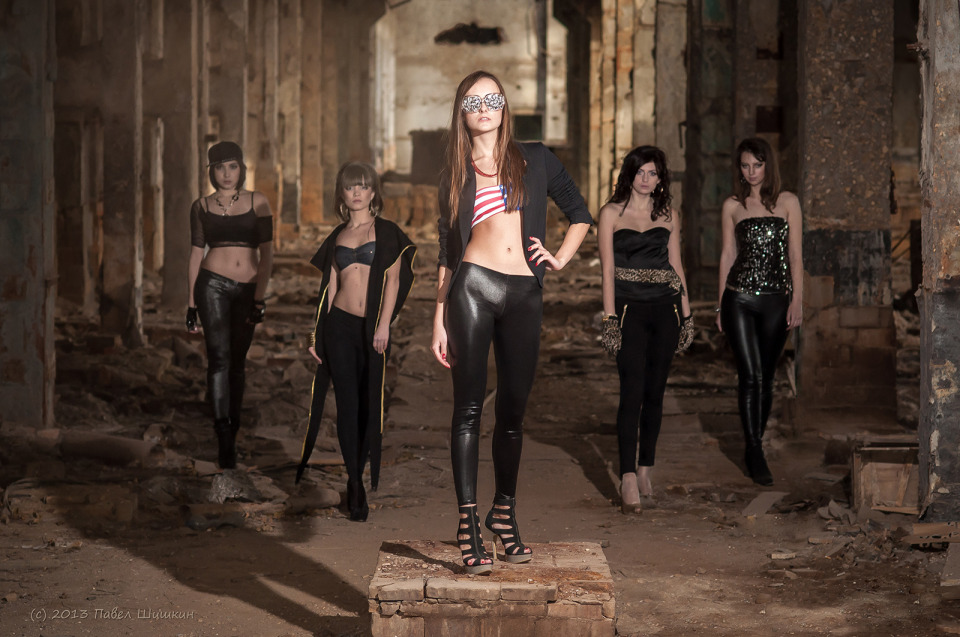 Rock band | female rock band, music, ruins, environmental portrait, latex