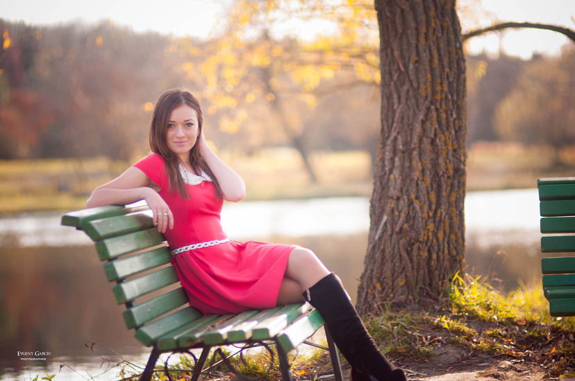 Girl in pink dress sitting on the bench | cute model, female model, ping dress, river, environment, bench